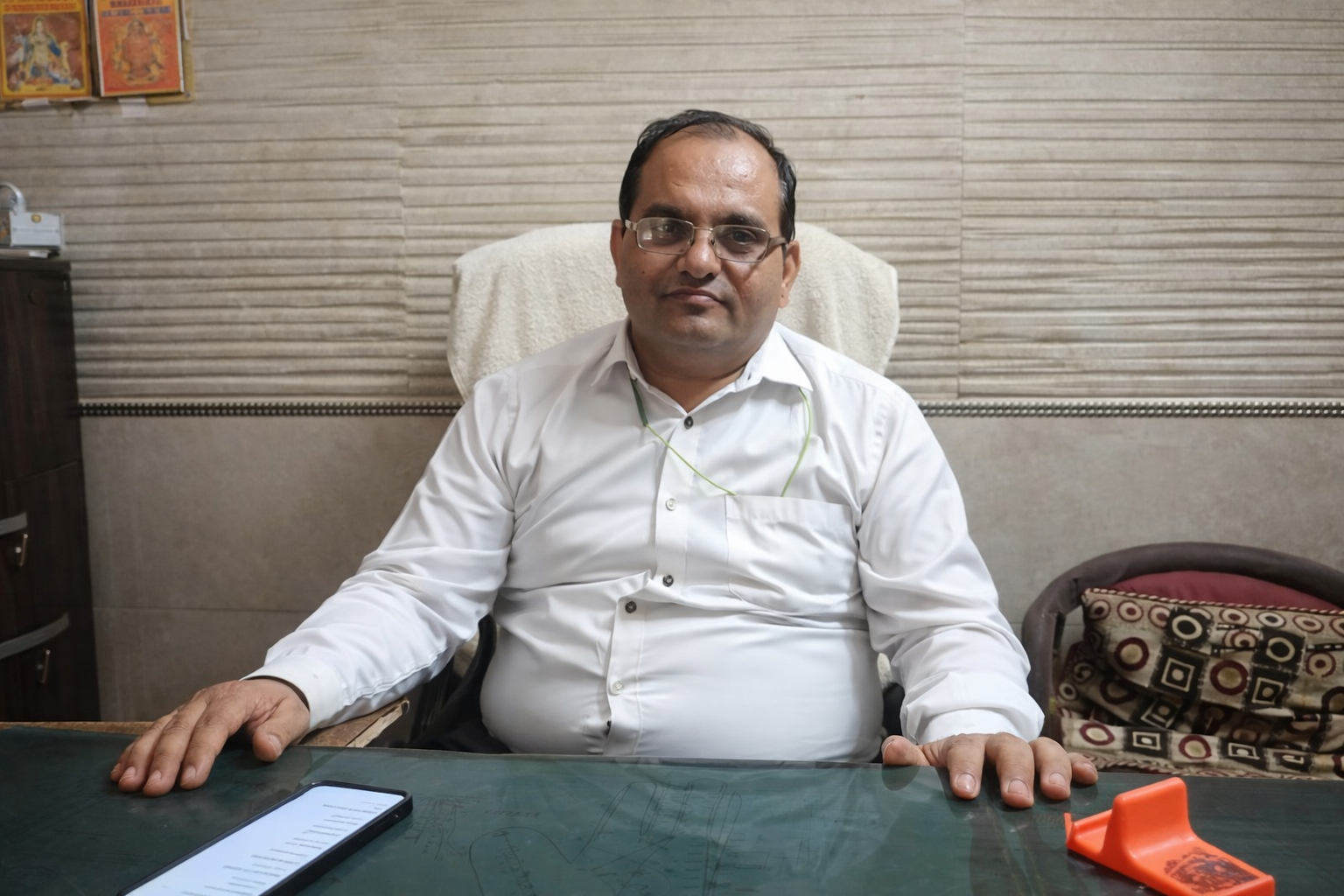 Dr Suresh Kumar Gandhi portrait